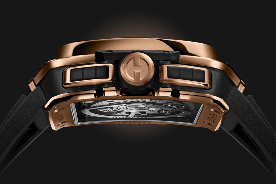 Hublot Expands Its Collection with the Innovative Square Bang Unico