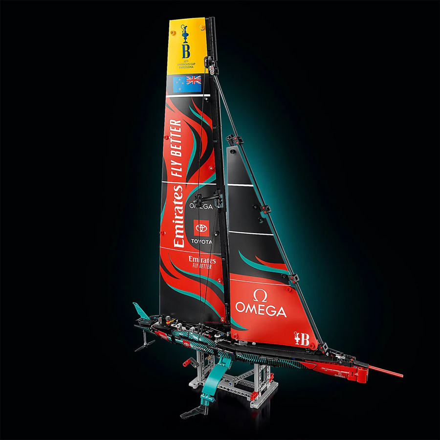 LEGO Emirates Team New Zealand AC75 Yacht