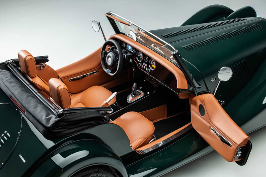 Vintage Elegance Reimagined in the 2025 Morgan Plus Four Roadster