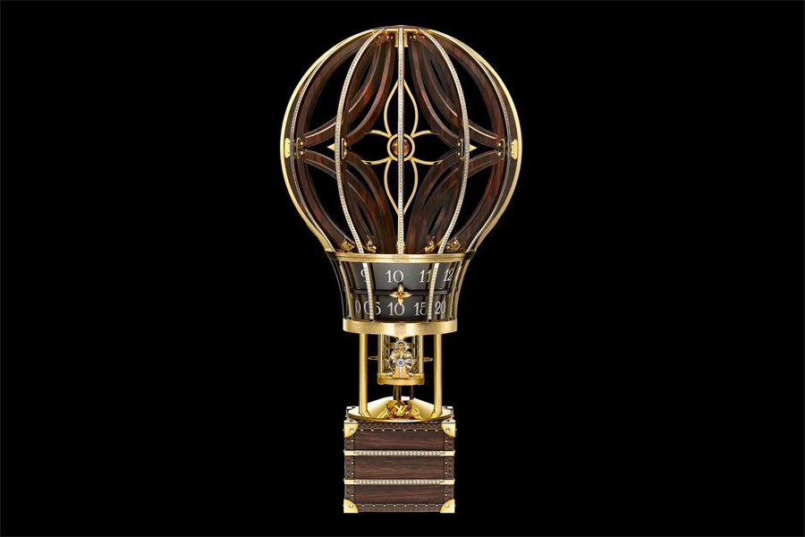 The Art of Adventure in the Montgolfière Aéro Clock