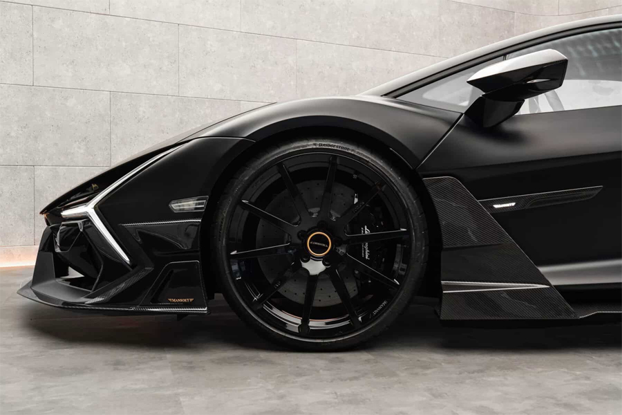 Lamborghini Revuelto Transformed by Mansory