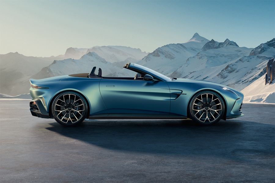 2025 Aston Martin Vantage Roadster