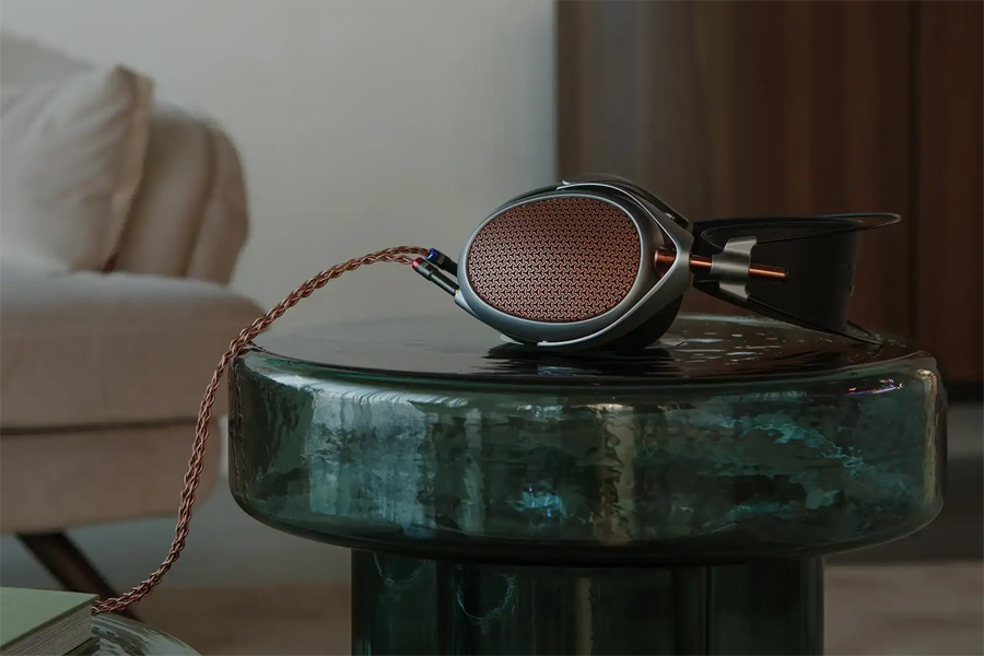 Meze Audio POET Sets a New Standard for Planar Magnetic Headphones